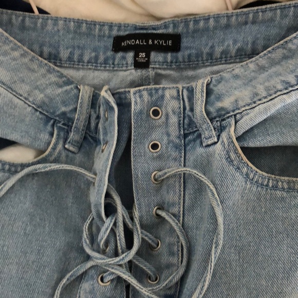 Light blue jean skirt - Picture 3 of 3